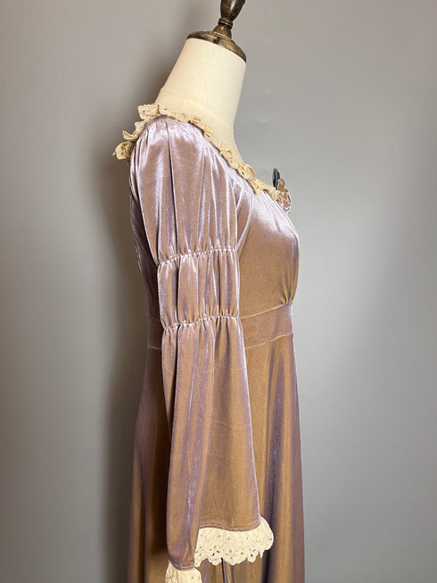 Vintage Lavender Velvet Gunne Sax Dress with Lace Trim and Bell Sleeves – Purple Gunne Sax Dresses 70s Plus SIze